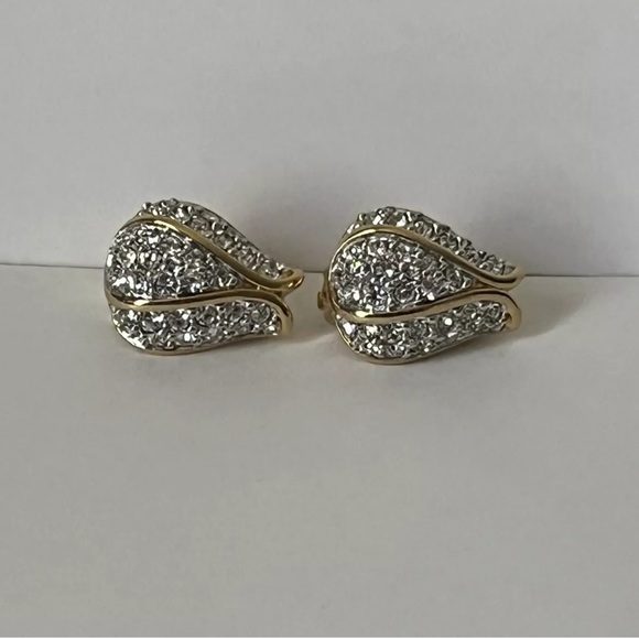 Vintage Swarovski Clip Earrings - Picture 6 of 6